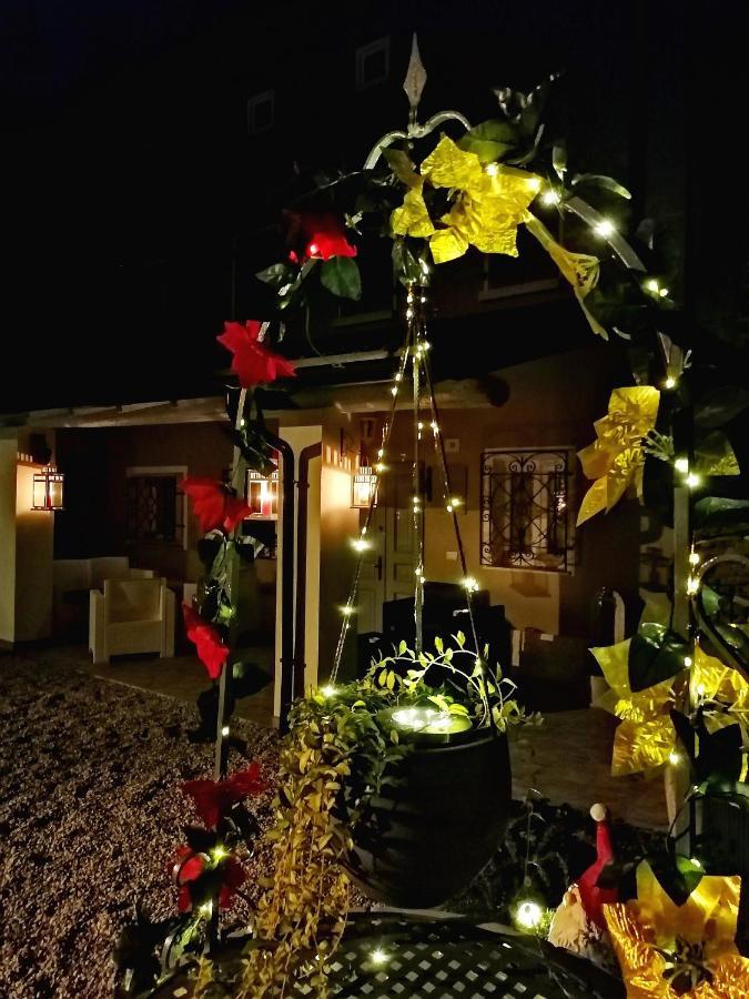 Residenza Al Castello Hotel Castellaro  Екстериор снимка