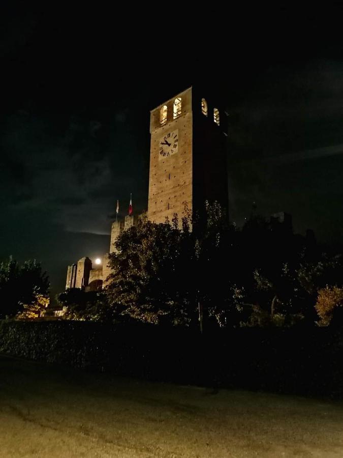 Residenza Al Castello Hotel Castellaro  Екстериор снимка