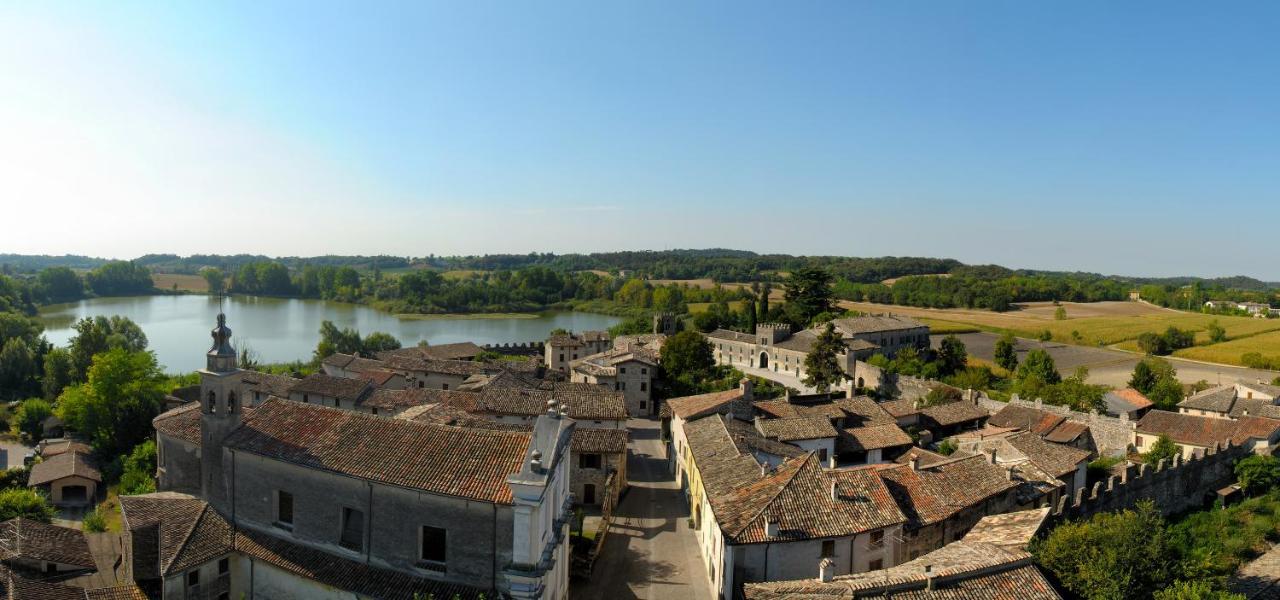 Residenza Al Castello Hotel Castellaro  Екстериор снимка